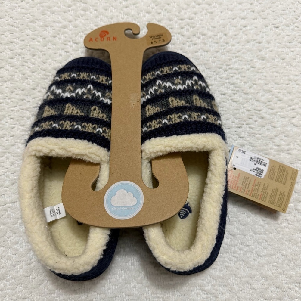 Acorn Nordic Moccasin Slippers Women’s Size 6.5-7.5 NWT - Picture 2 of 14